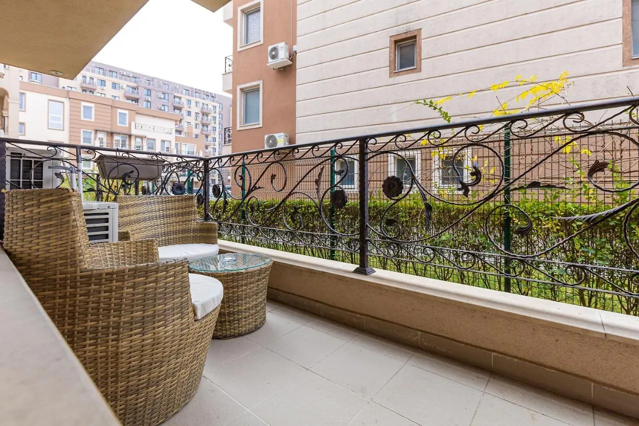 Appartement Bright & Cozy 1Bd Flat With A Terrace And Parking à Plovdiv